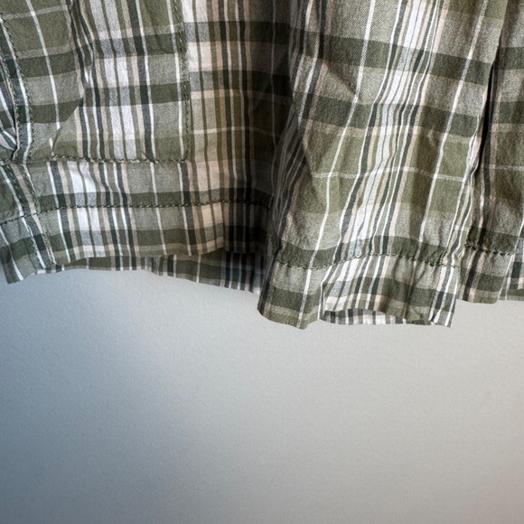 Izod Vintage Y2K Vibe Men's 34 Plaid Golf Cargo Shorts Green Outdoor Cotton - Picture 4 of 16